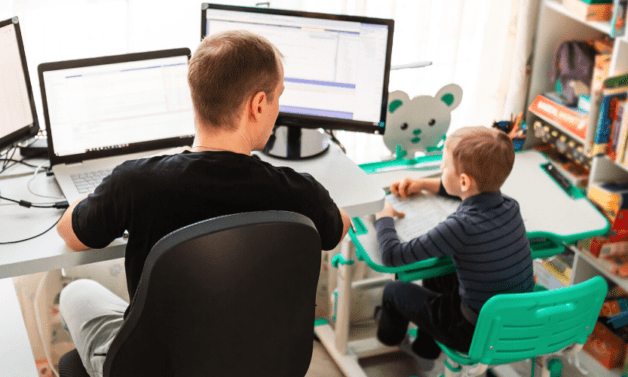 Rodzinnie na home office – jak pracować i nie zwariować