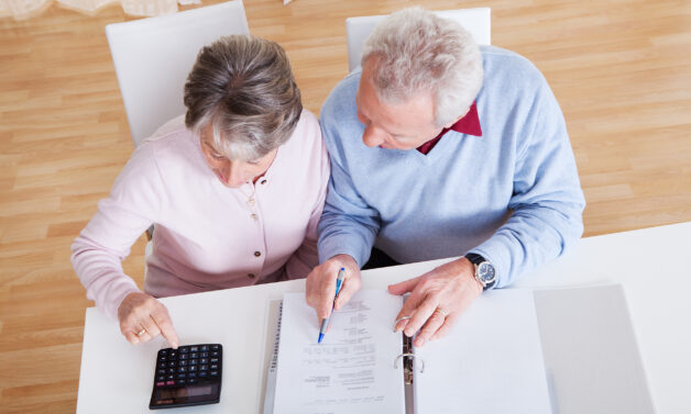 Odprawa emerytalna – komu przysługuje i ile wynosi?