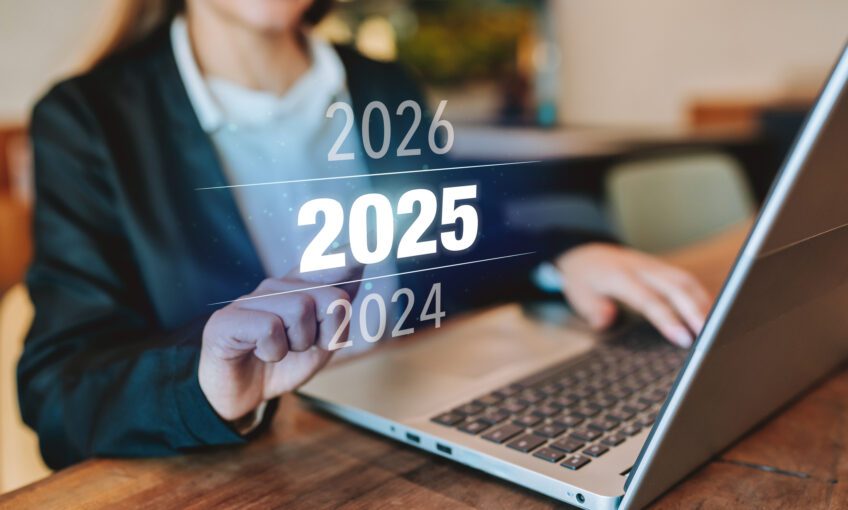 Dni wolne od pracy 2025 – długie weekendy, kalendarz świąt