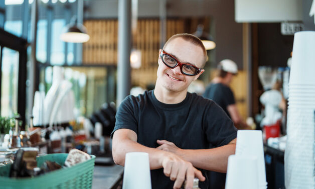 Umiarkowany stopień niepełnosprawności a umowa zlecenie