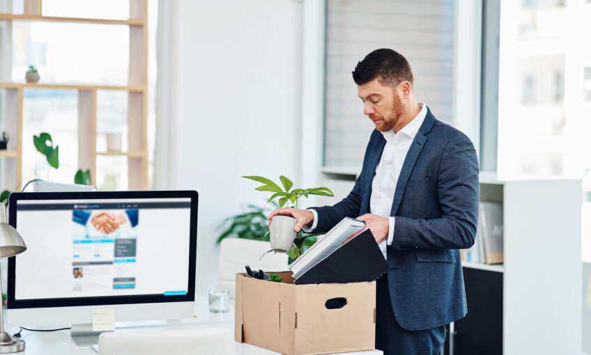 Zwolnienie ze świadczenia pracy w okresie wypowiedzenia