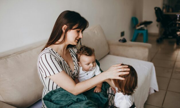 Urlop opiekuńczy na dziecko, rodzica – dla kogo, ile dni, wniosek