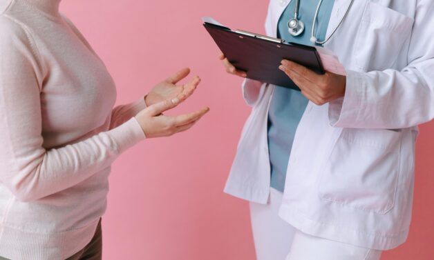 Jak wyglądają badania lekarskie do pracy? Rodzaje i cena